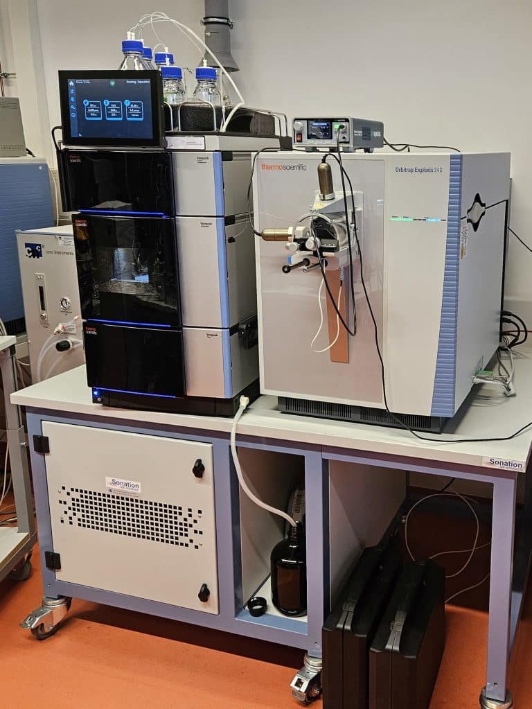 ThermoFisher Exploris 240 with Vanquish Neo